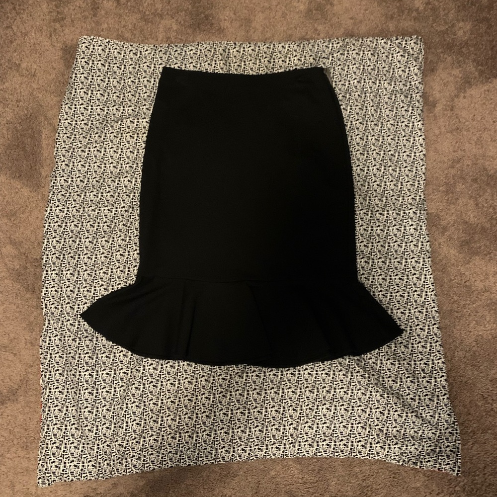 Vince Camuto Black Skirt